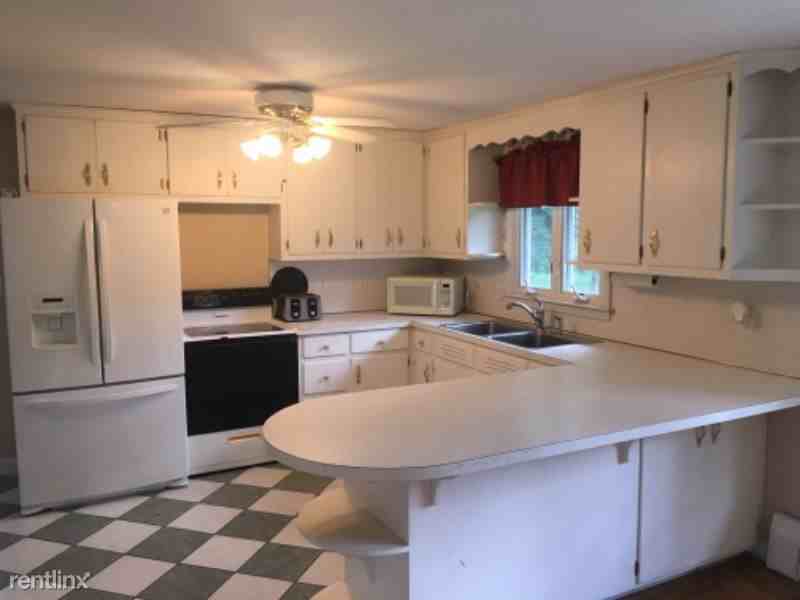 572 Wetherell St - Photo 2 of 19