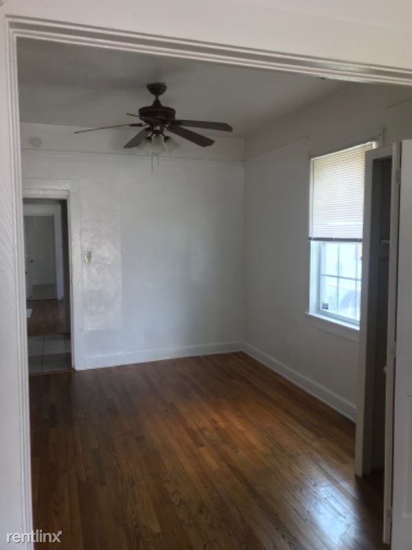 914 Vallette St - Photo 3 of 7