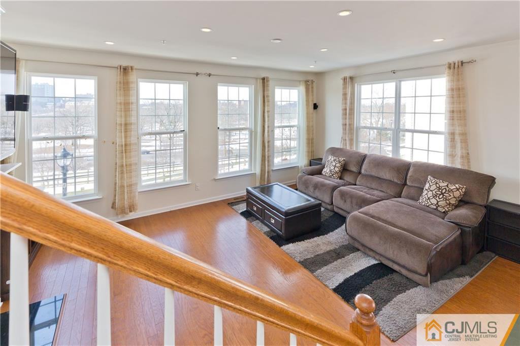 901 Leia Lane - Photo 2 of 25