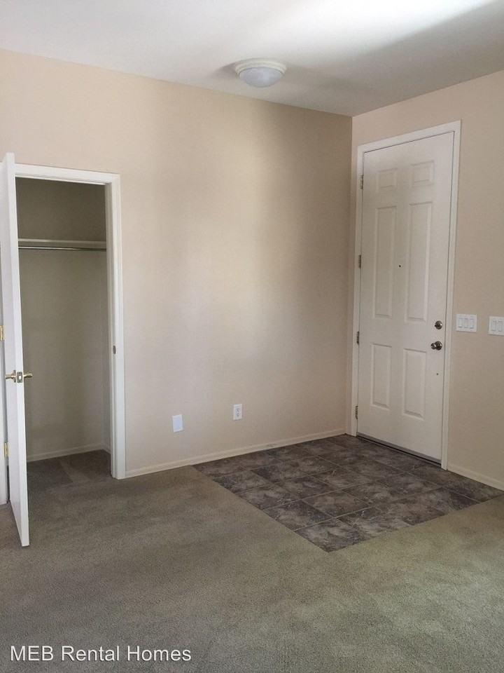 9300 N. Red Diamond Avenue - Photo 3 of 20