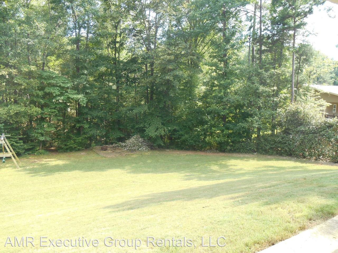 1049 Crosswinds Drive - Photo 3 of 28