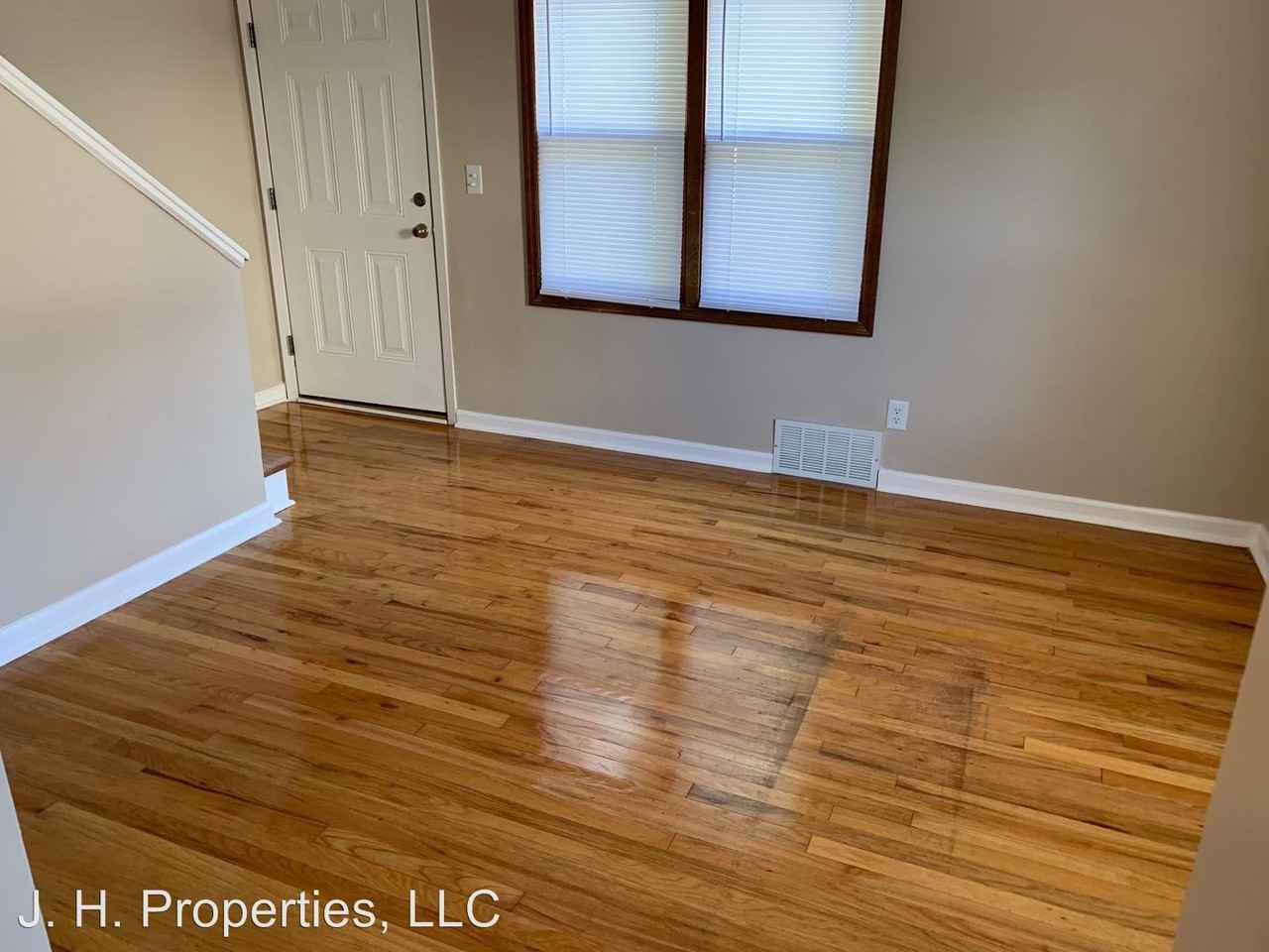 1117 S. 28th St. - Photo 2 of 18