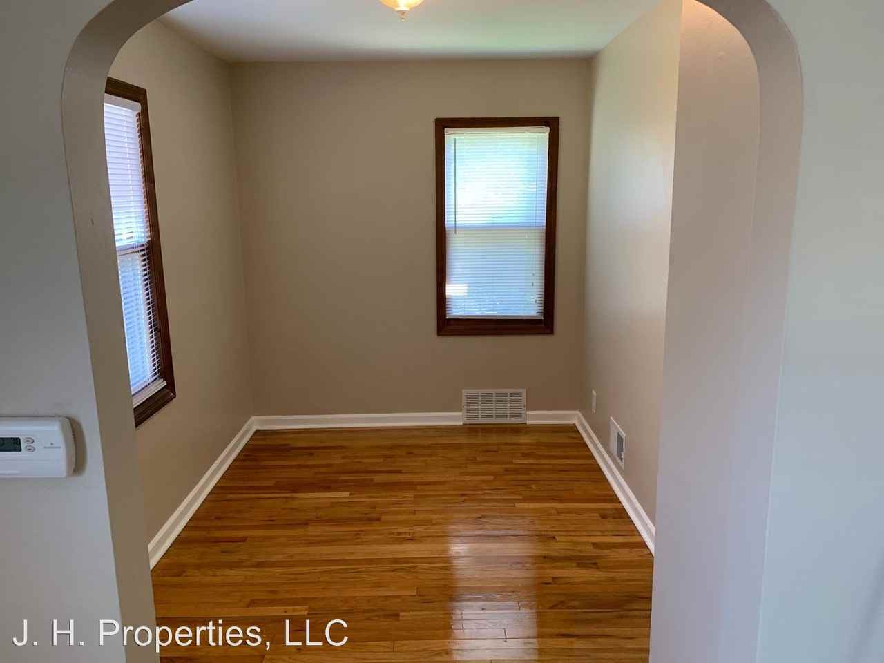1117 S. 28th St. - Photo 3 of 18