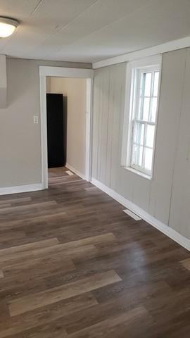 607 Sycamore Street - Photo 3 of 9