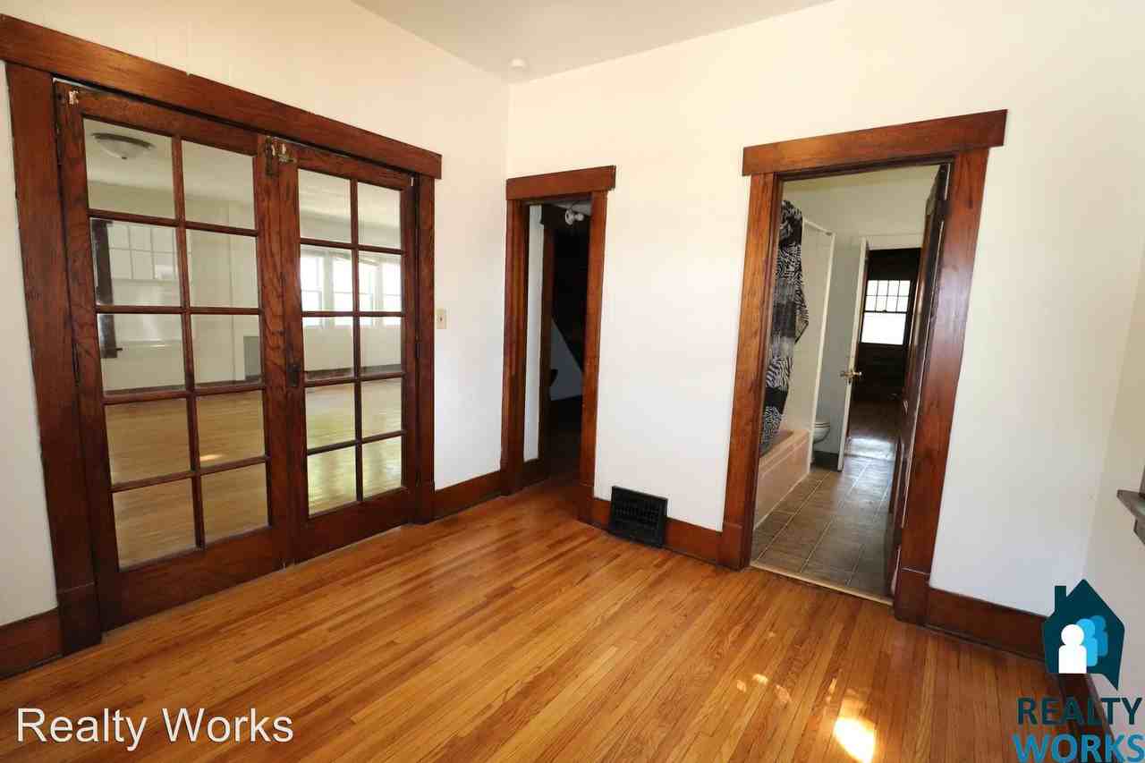 3000 S 13th Street - Photo 3 of 12