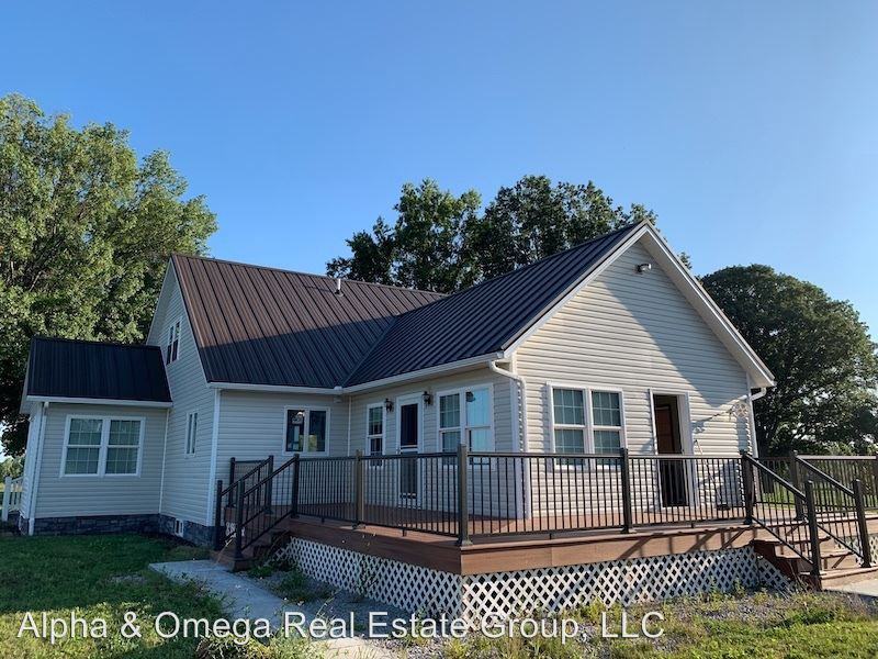 2203 London East Rd Richland - Photo 2 of 15