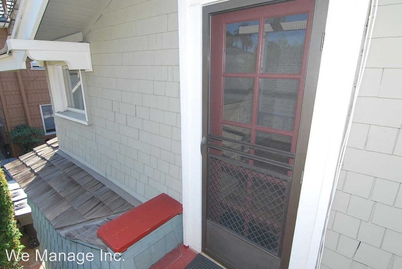 206 Temple Ave - Photo 3 of 11