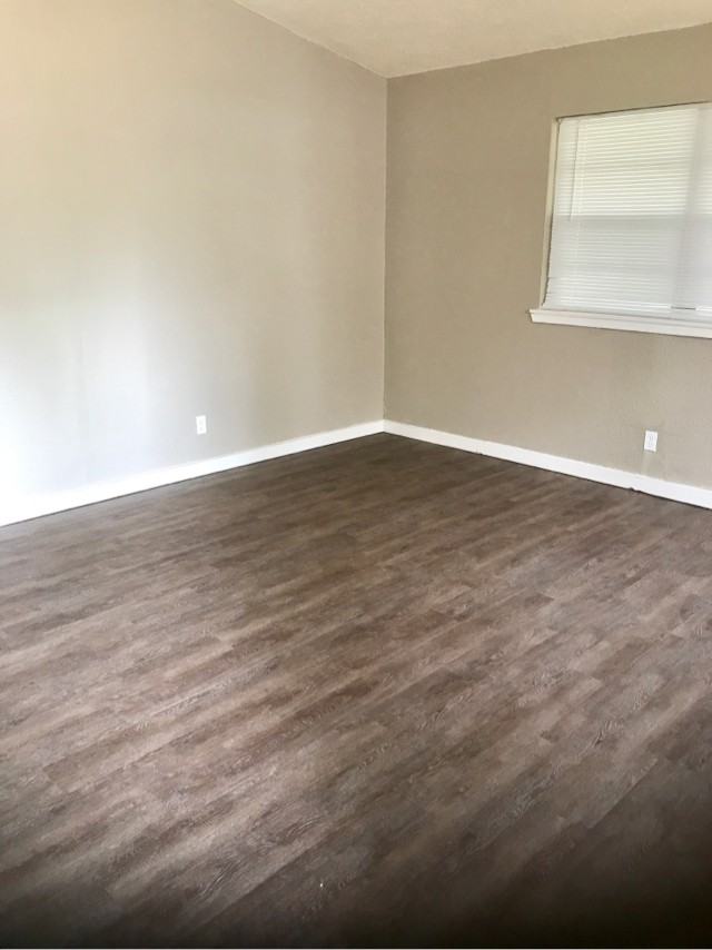 5513 N Johnstown Ave - Photo 2 of 14