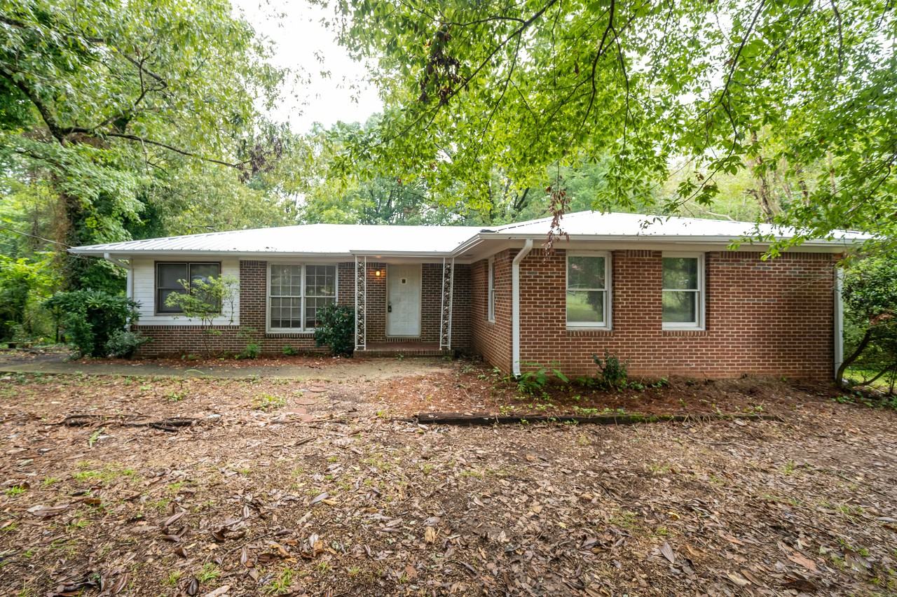 5628 Charles Hamilton Rd - Photo 3 of 38