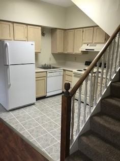 1626 Ellwood Avenue - Photo 3 of 24