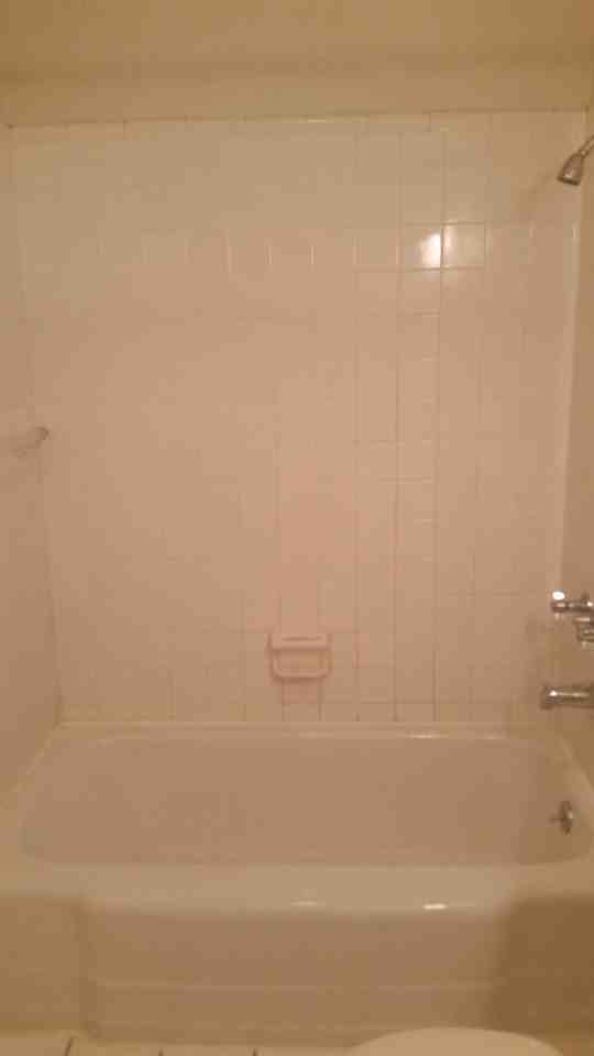 201 Thornton Ct - Photo 3 of 10