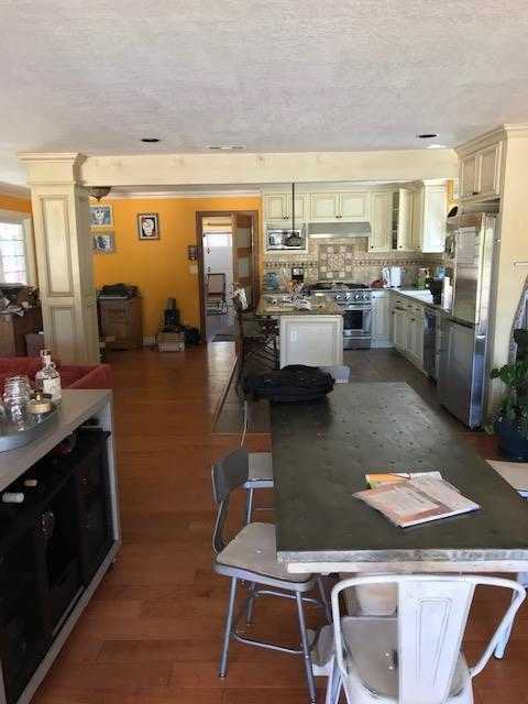 26151 Kenrose Circle - Photo 3 of 7