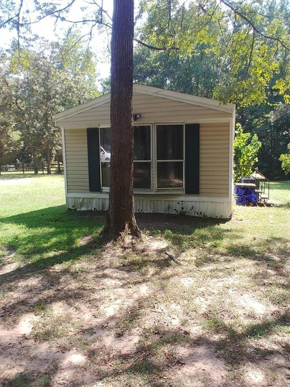 10934 Oakwood Drive - Photo 2 of 13