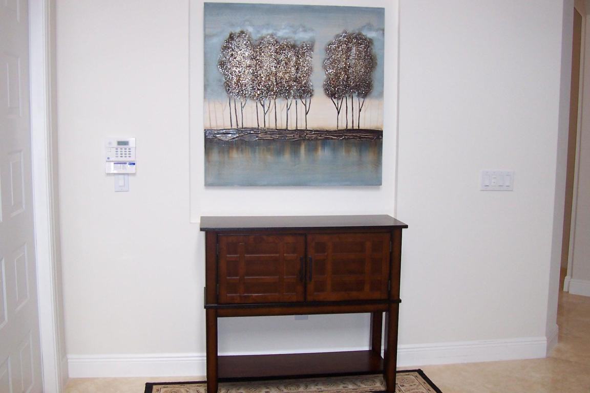 8041 Valhalla Drive - Photo 3 of 40