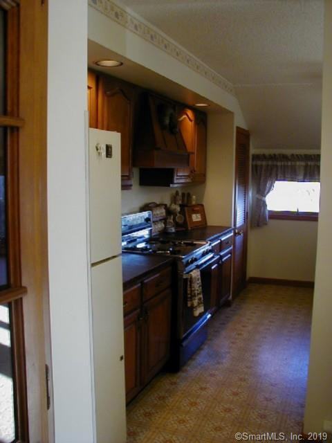 14 Farm Road - Photo 2 of 8