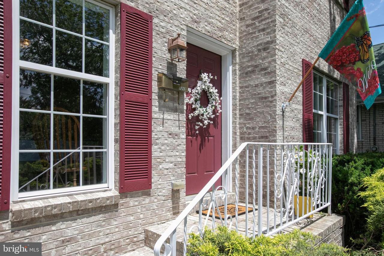 1317 Keswick Avenue - Photo 2 of 22