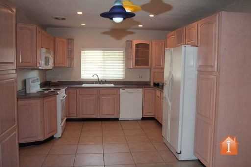 2312 17th Street Farmington - Photo 3 of 7