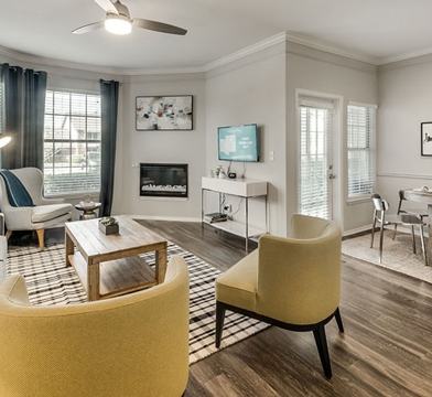 Keystone At Castle Hills Apartments For Rent 4600 N Josey Lane