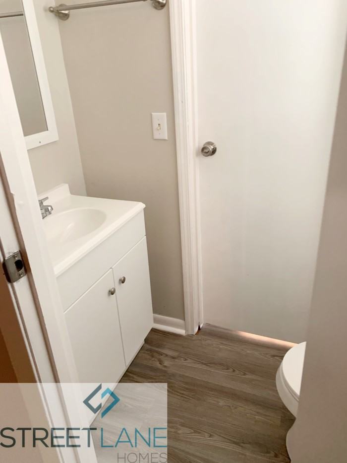 3269 East Hudson Street - Photo 3 of 9