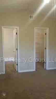 1106 Riverwalk Way - Photo 3 of 10