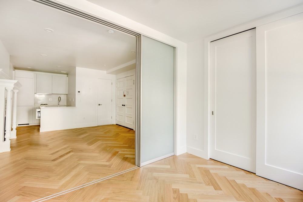 290 Clinton - Photo 3 of 7