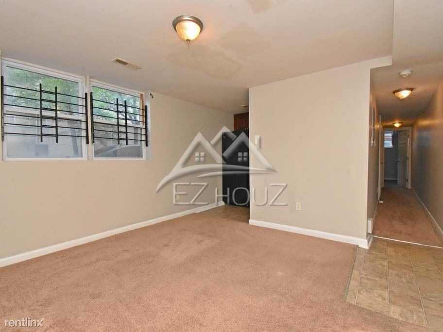 1328 Mcchulloh St - Photo 3 of 12