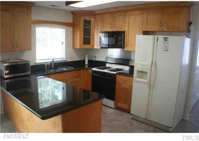 105 Trinity Woods Dr - Photo 3 of 13