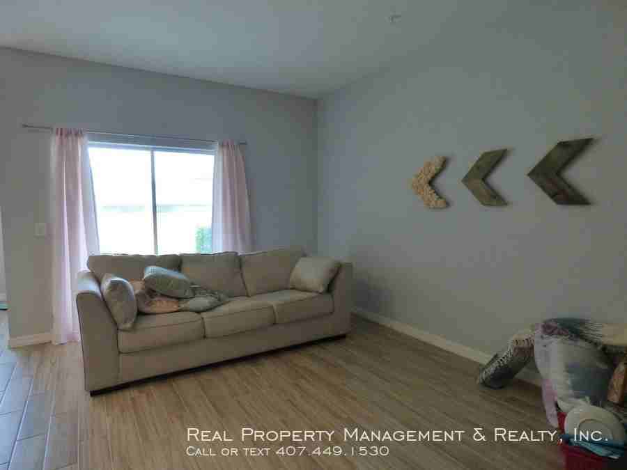 604 Fortanini Circle - Photo 2 of 12