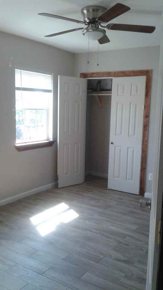 502 Ave F - Photo 3 of 8