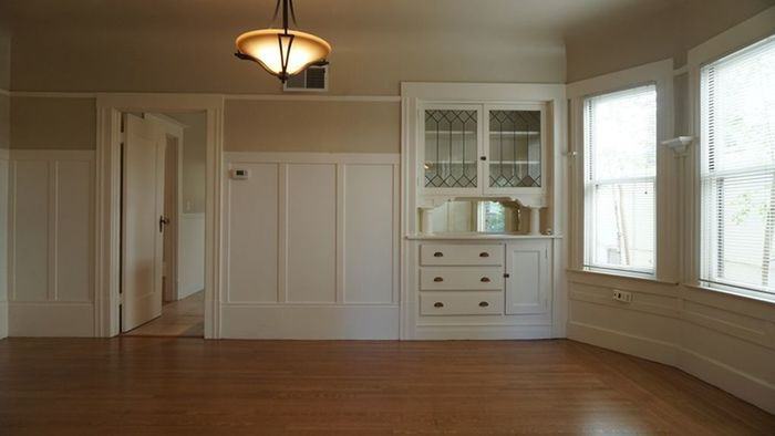 2726 H Street - Photo 2 of 31