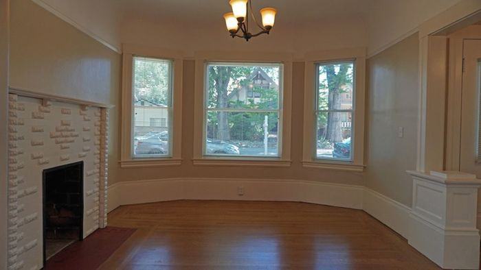 2726 H Street - Photo 3 of 31