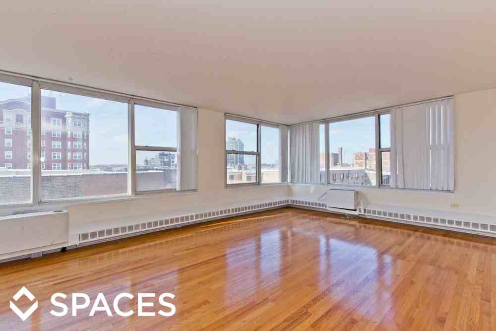 Sheridan Tower - Photo 2 of 13