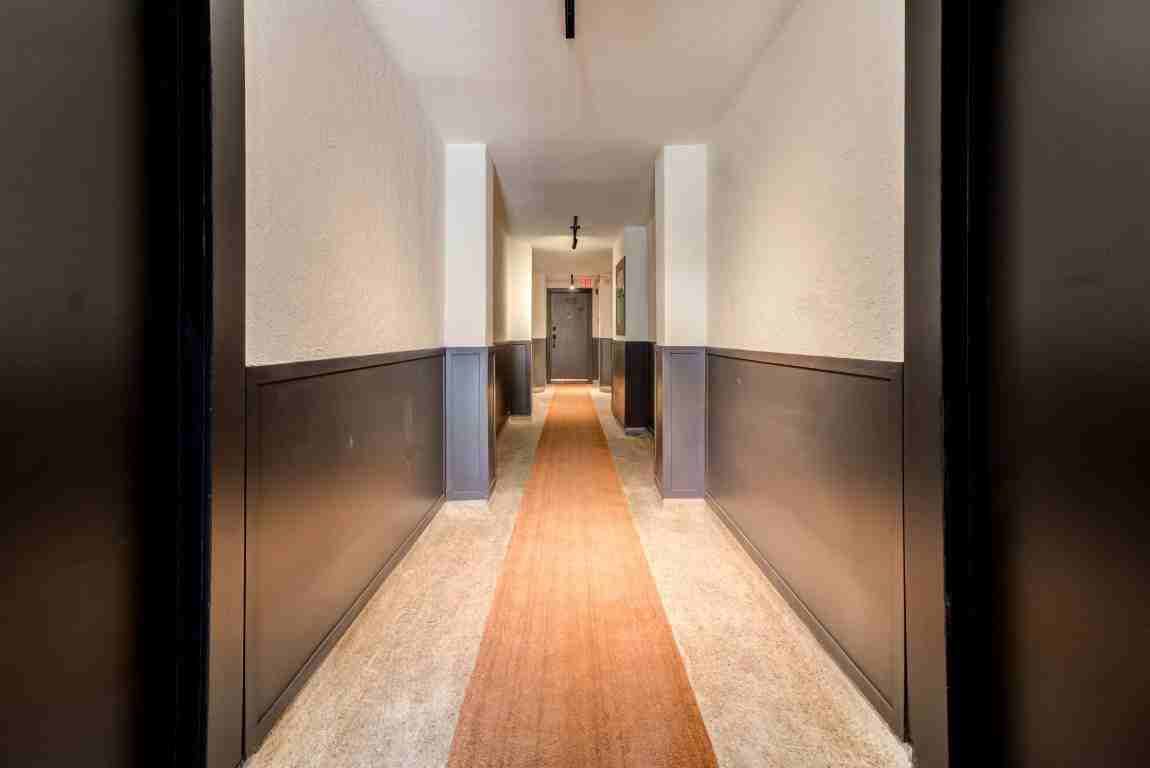 Norway Manor - Photo 3 of 23