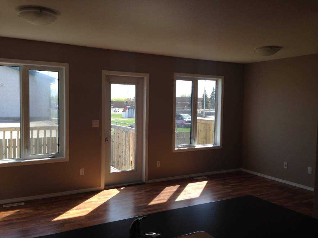 515 Centennial Blvd - Photo 3 of 15