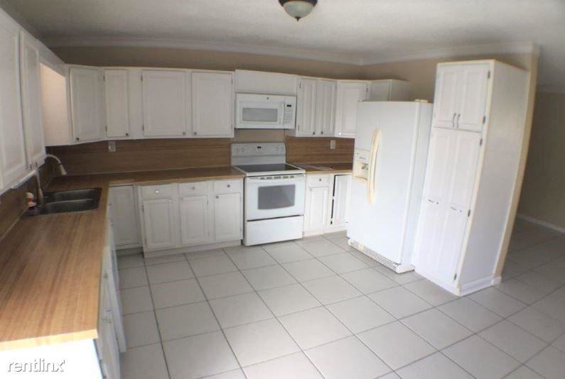 2921 Blue Jay Turn - Photo 3 of 3