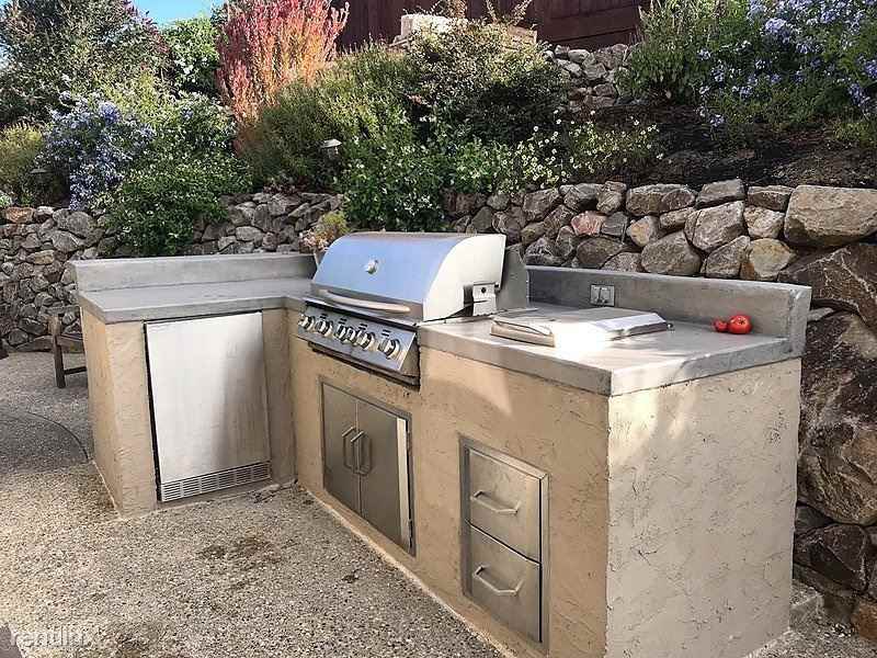 290 Marshall Drive - Photo 2 of 9