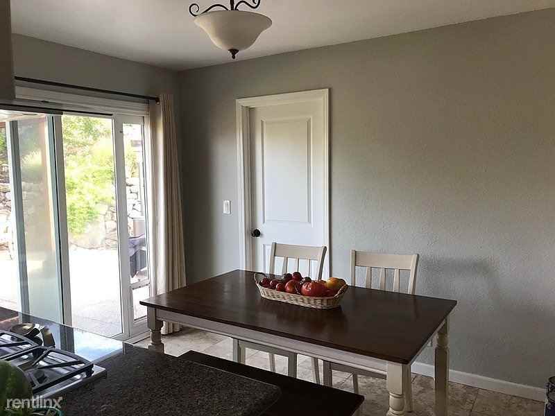 290 Marshall Drive - Photo 3 of 9