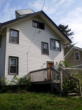 2222 Mulberry St - Photo 2 of 2