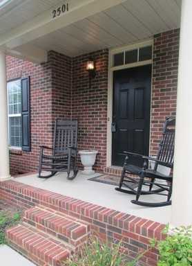 2501 Post Oak Ln - Photo 2 of 10