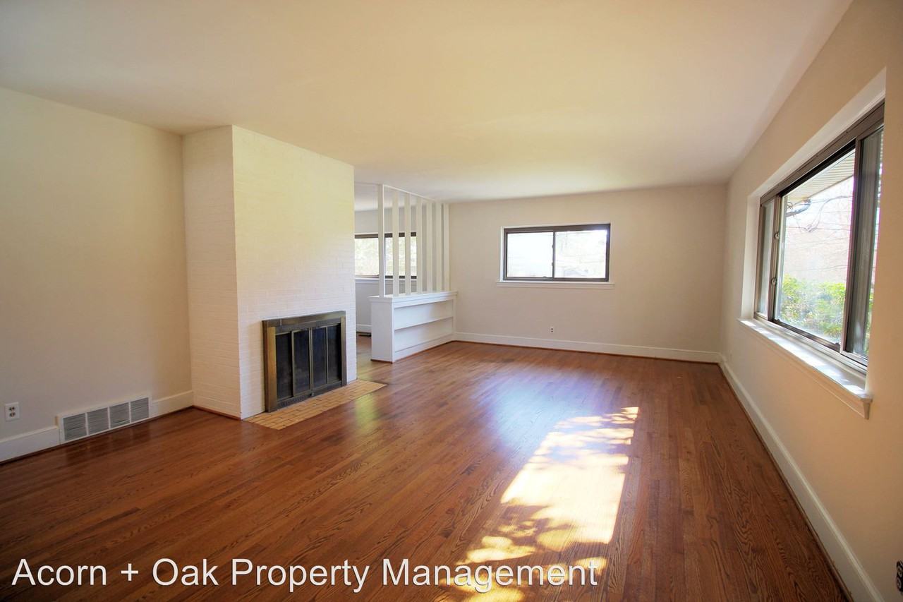 2014 Woodview Dr. - Photo 3 of 22