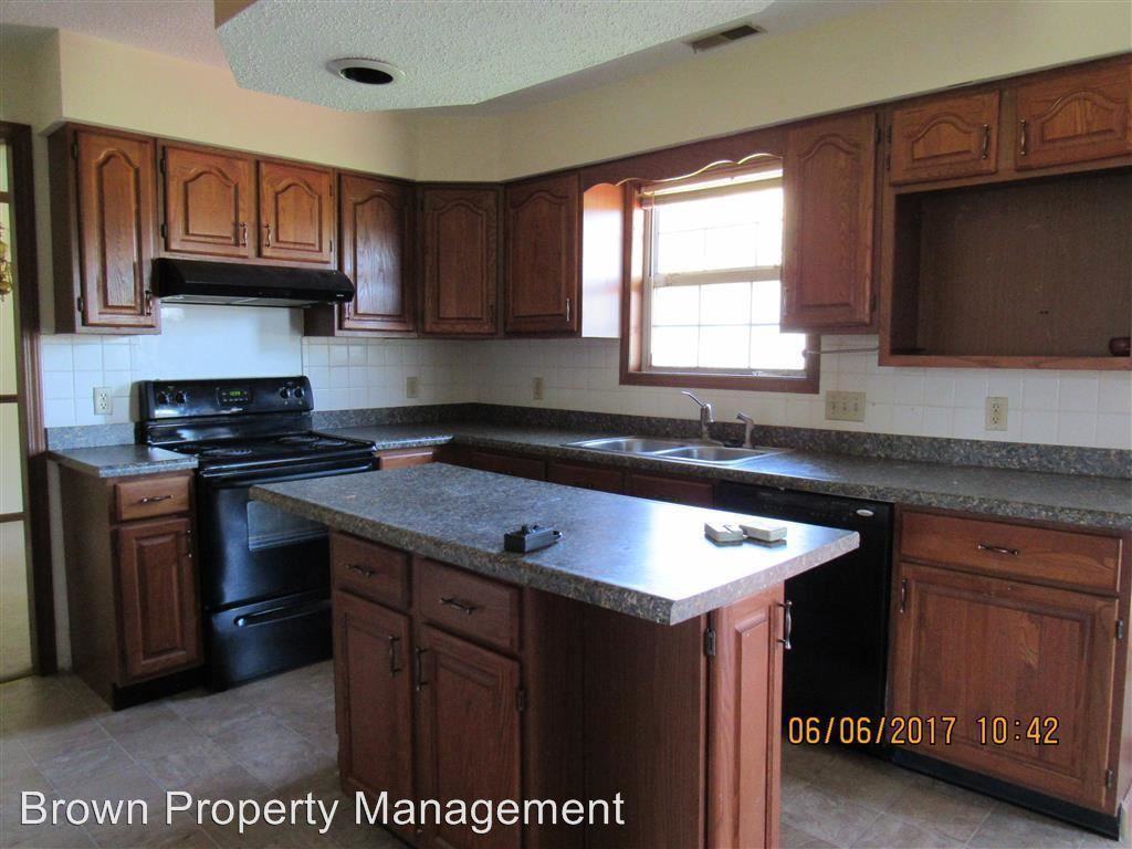 3239 Fielding Lane - Photo 2 of 6