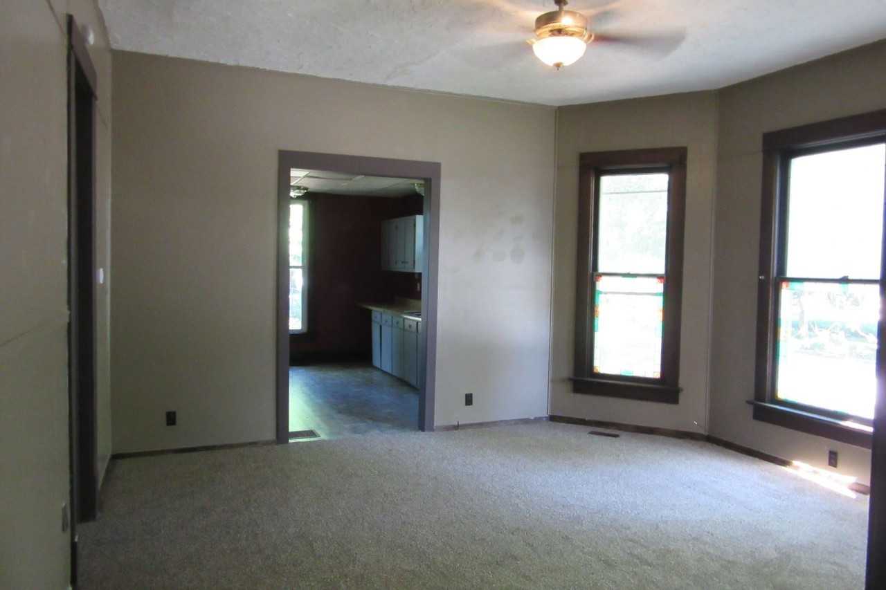 1742 N 9th St. - Photo 3 of 9