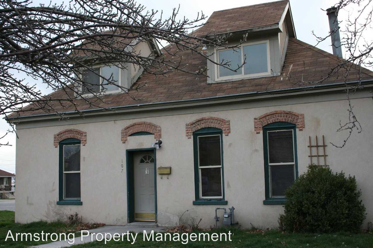 107 N 1100 W - Photo 2 of 27