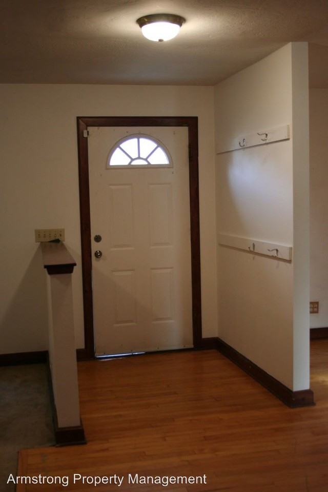 107 N 1100 W - Photo 3 of 27