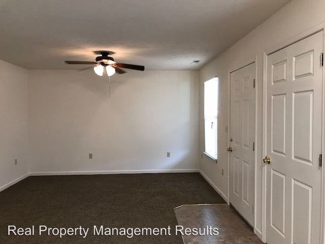 1015 and 1027 23rd Street - Photo 3 of 12