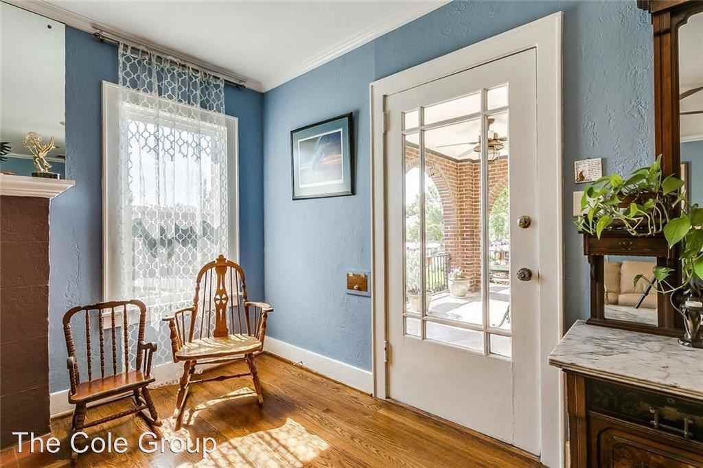 2536 Lubbock Ave - Photo 3 of 21