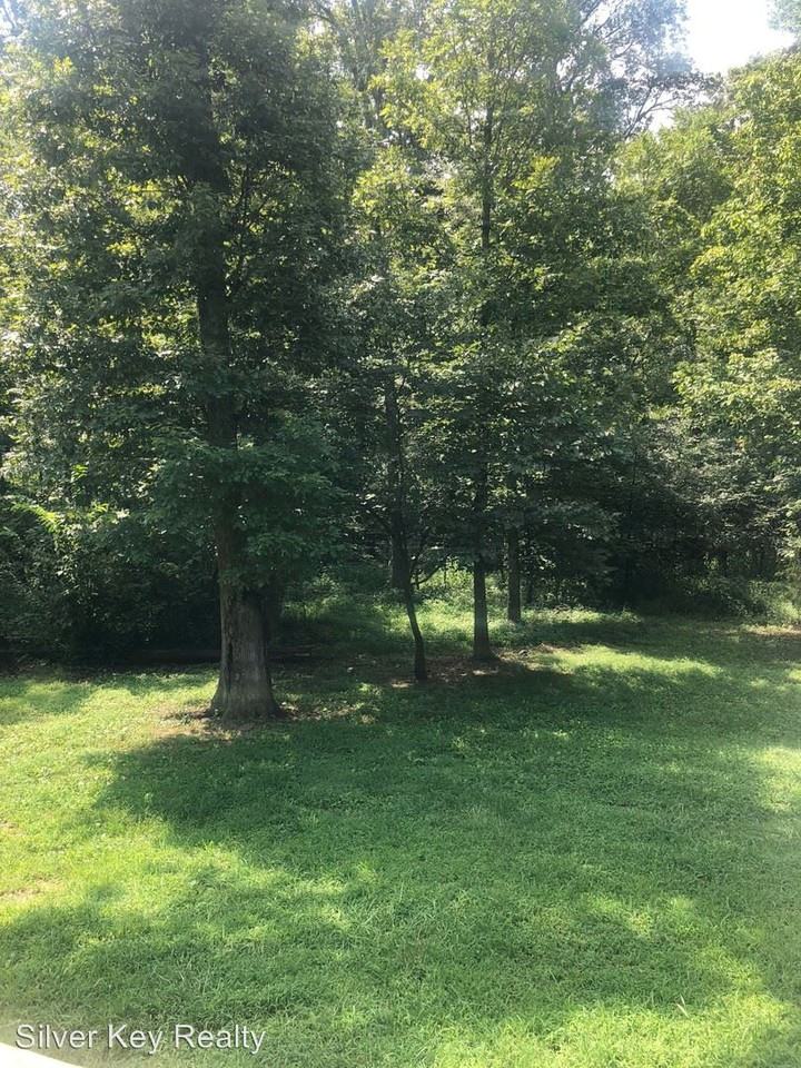 194 Lake Brook Drive - Photo 3 of 17