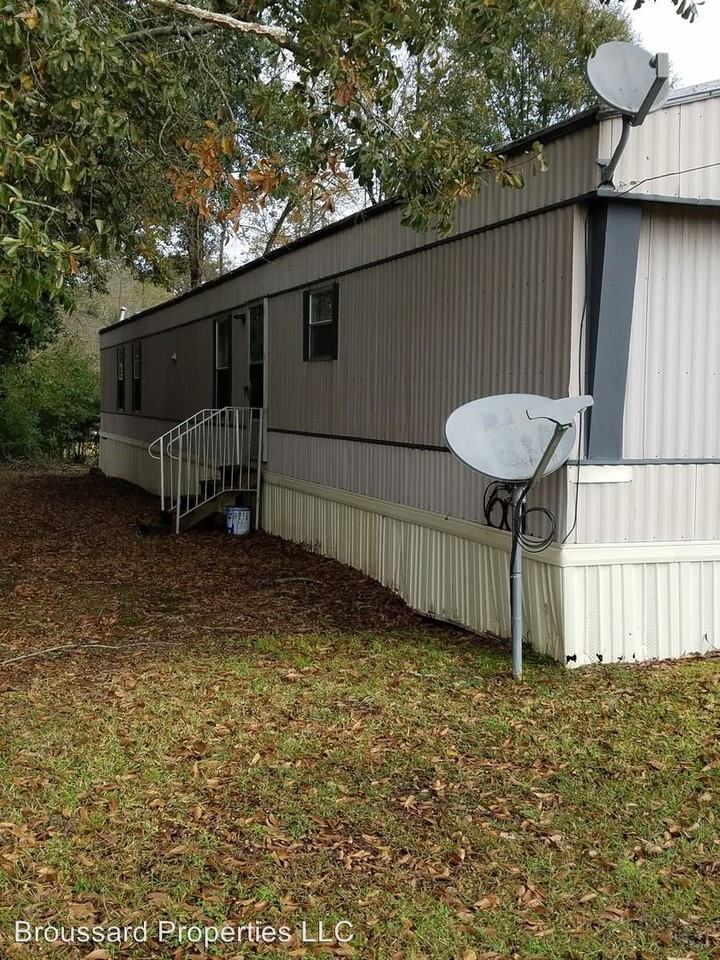 683 E. Martin Luther King Dr. - Photo 2 of 9