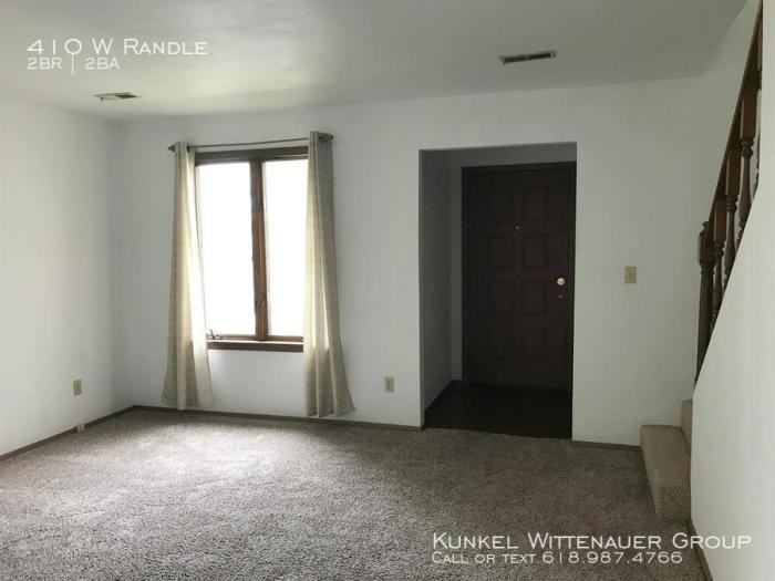 410 W Randle - Photo 2 of 15
