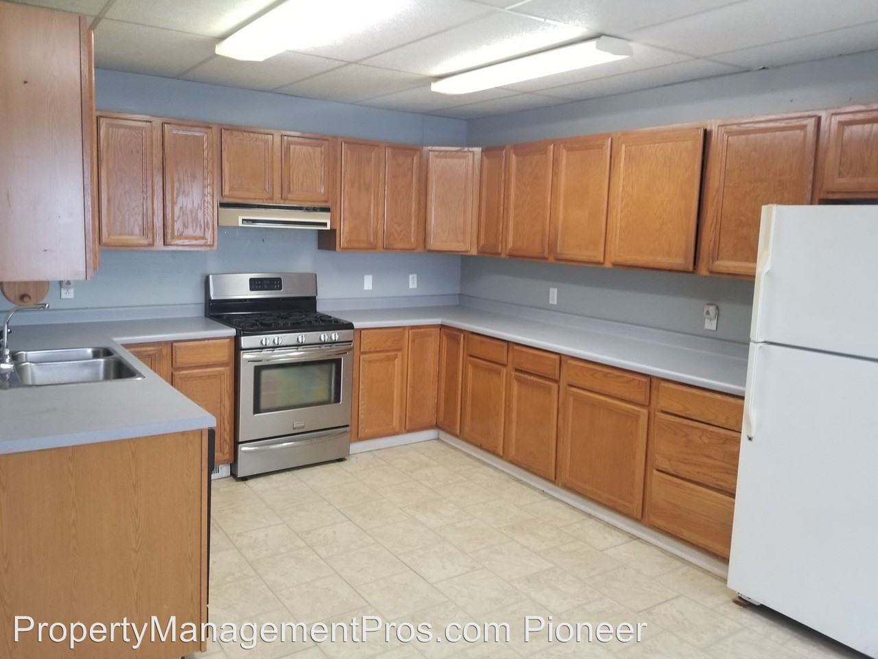 303 Ohio Avenue - Photo 3 of 15